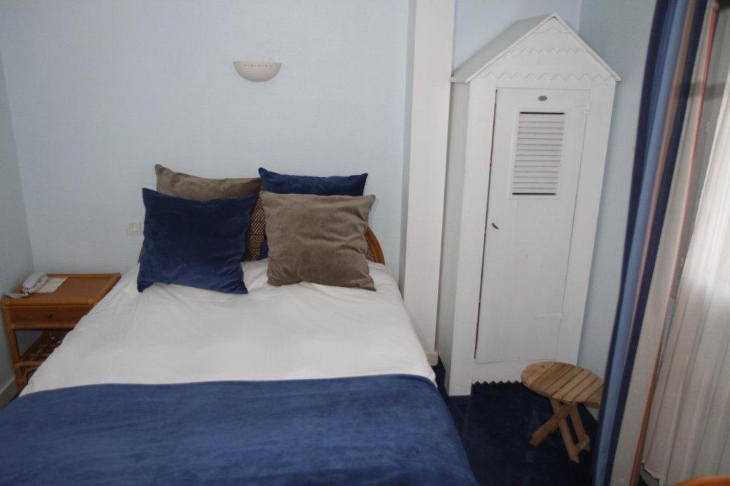 Hotel Le Suroit Perros-Guirec Værelse billede